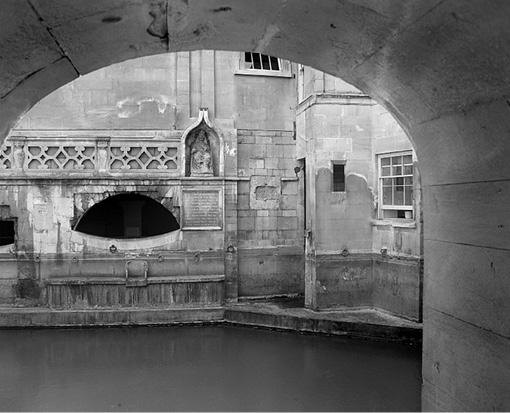 Интерьер терм в поселении Акве-Сулис (современный Бат). I–III вв.