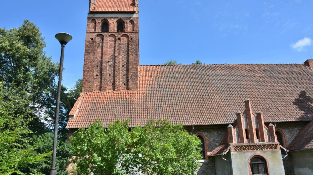    Гурьевск: кирха с советским кинотеатром внутри