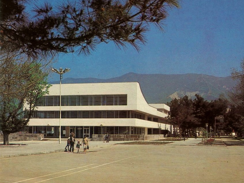 Таким Морской вокзал был в советское время