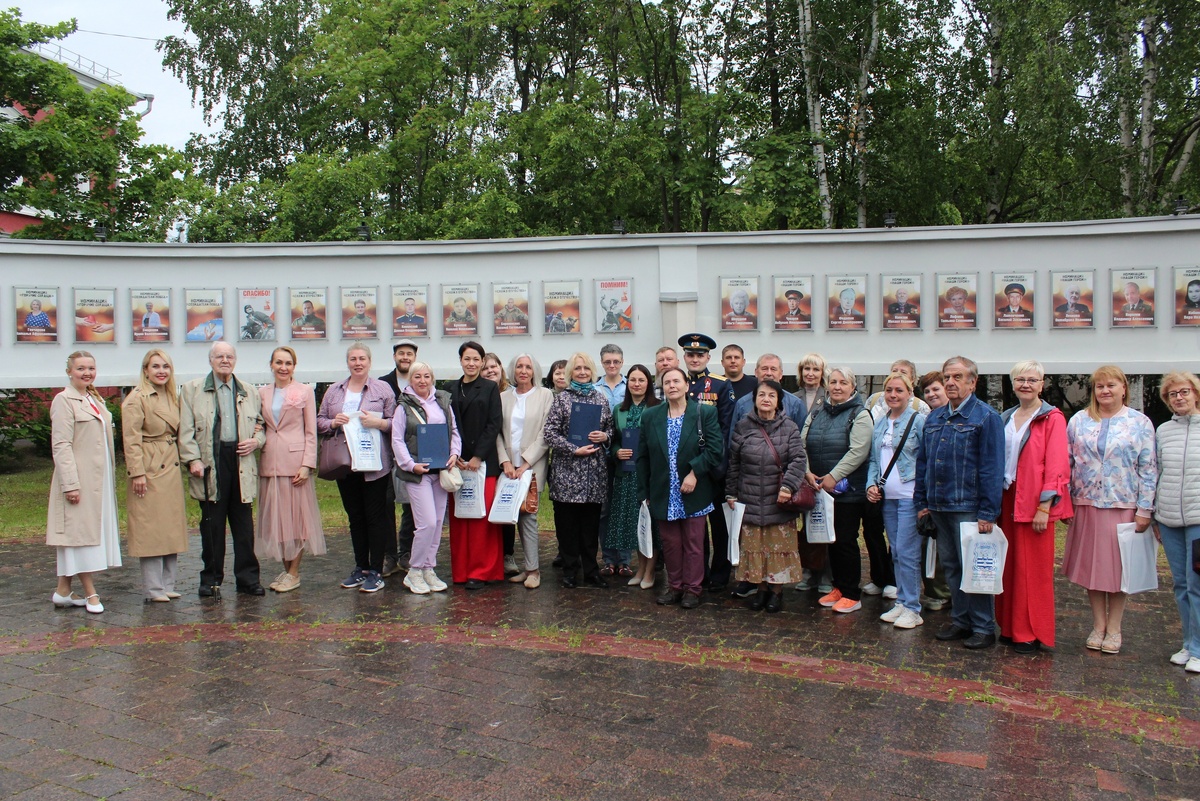    В Петрозаводске наградили участников проекта «Мой город — моя судьба!». Фото: Инна Колыхматова/ВК