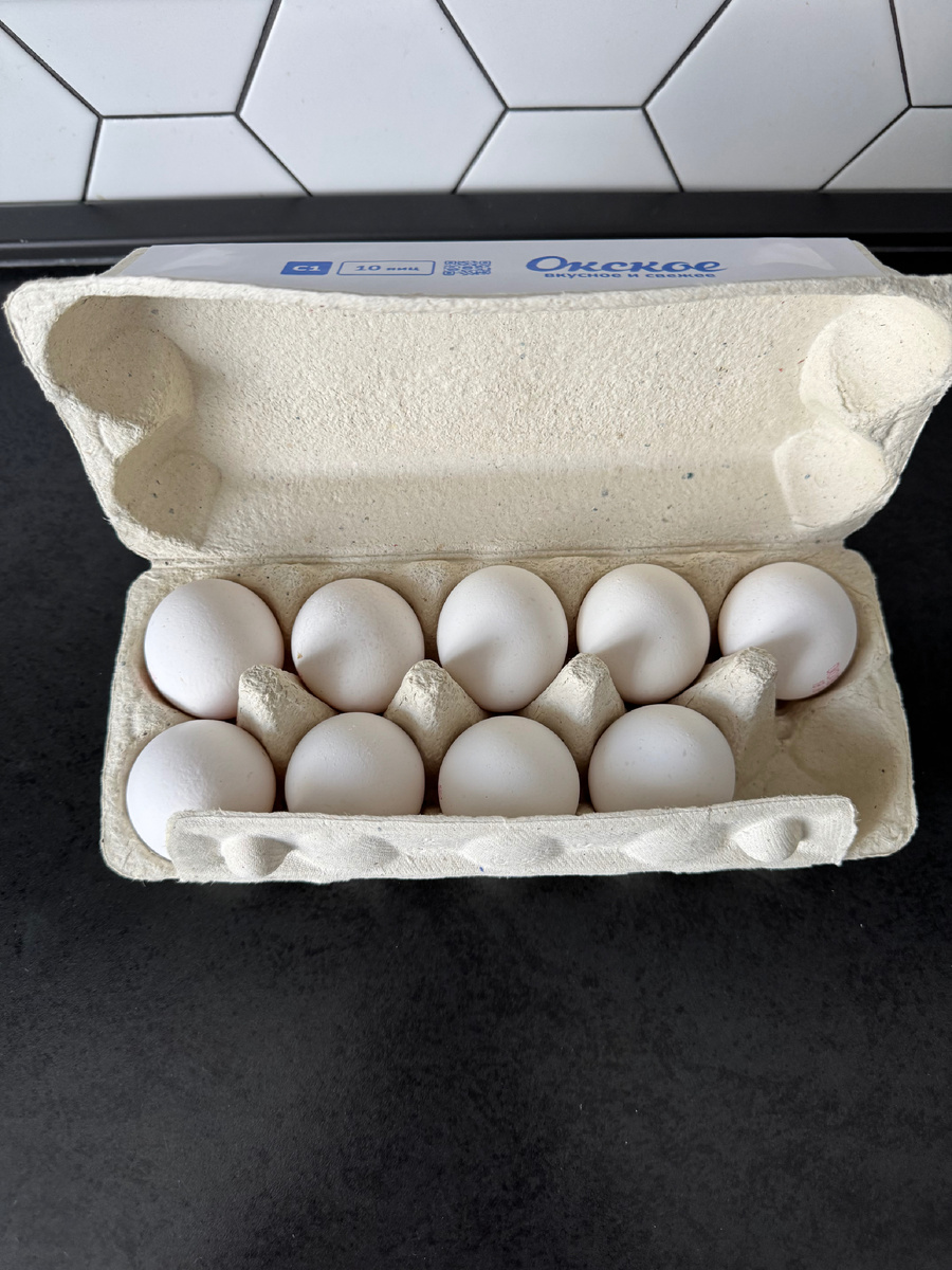 В холодильнике всегда должны лежать яйца