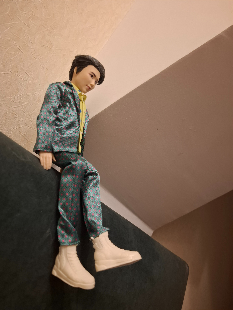 Сидел, никого не трогал 