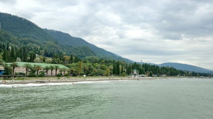    Пляжи в Новом Афоне (город в Гудаутском районе Абхазии, находится в 21 км от столицы Абхазии Сухума). Фото: пользователя Nicky из фотоальбомов Uralweb