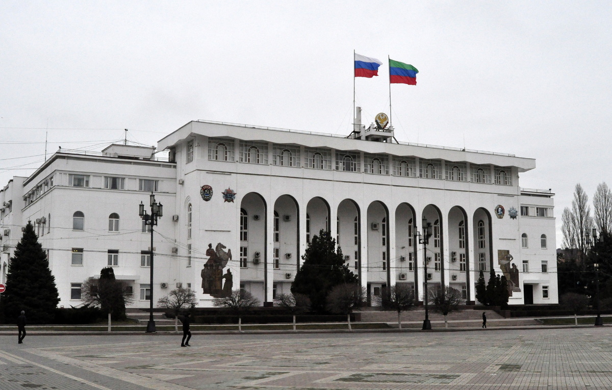    Здание администрации главы Республики Дагестан, правительства Республики Дагестан и Народного собрания Республики Дагестан  Сергей Расулов/NewsTeam/ТАСС