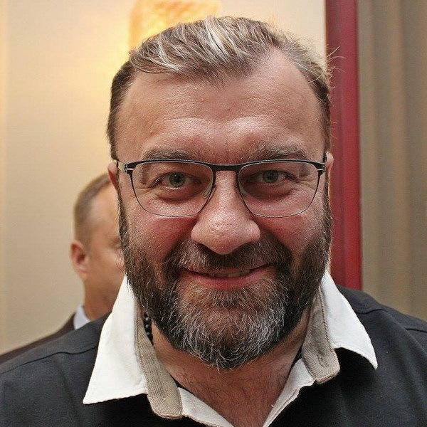     Михаил Пореченков расскажет про «Горький fest»