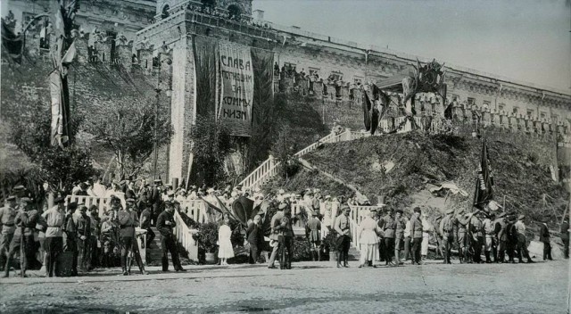 Курган победы, фото взято из интернета...