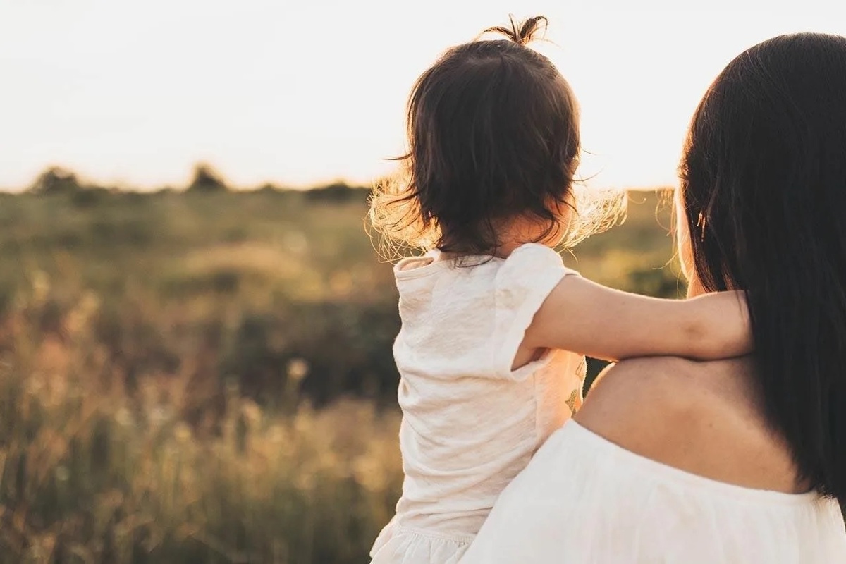 Душа ребенка - нежный цветок 🌹, который нужно взращивать и беречь