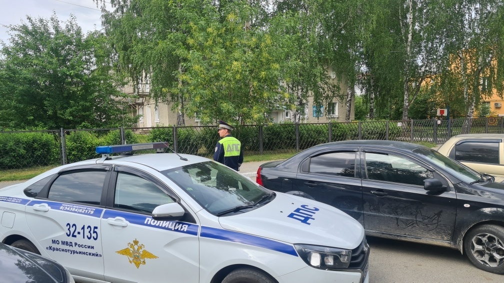 Инспектор ГИБДД рассказал, почему им выгодно, чтобы водитель отказывался от подписи и не читал протокол