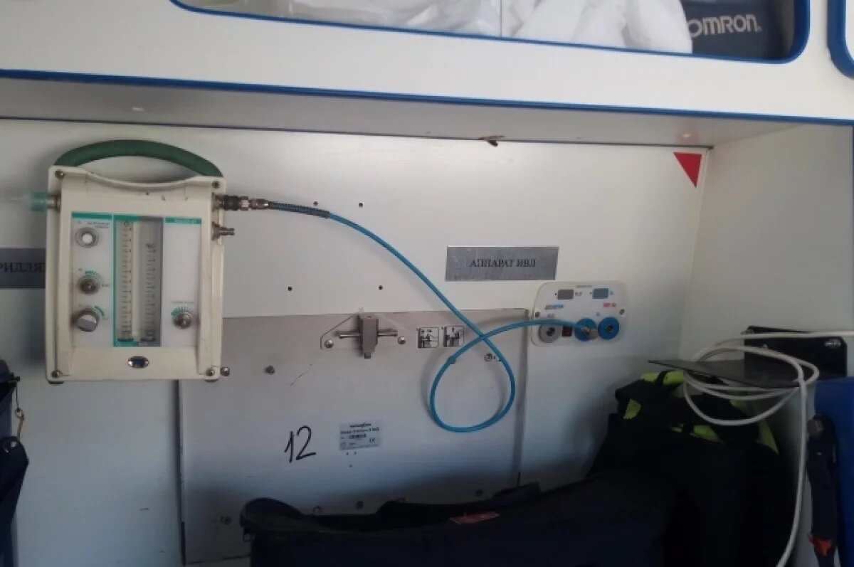    Сыктывкарец едва не истек кровью из-за ранения на остановке автобуса