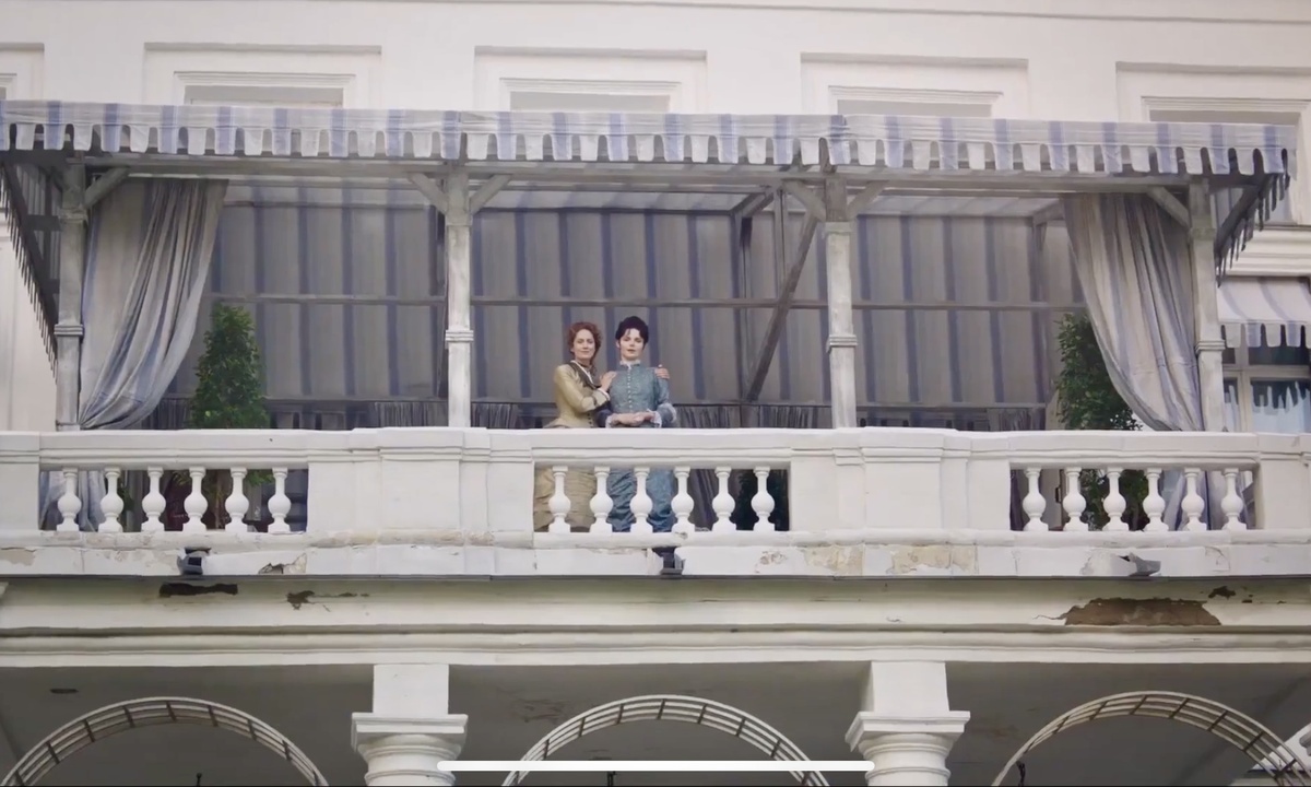 Кадр из фильма «Анна Каренина. История Вронского», 2017г., реж. Карен Шахназаров. Листай, чтобы увидеть больше. 