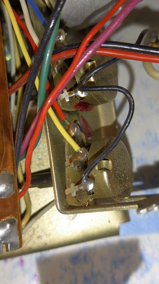 Пыль видно под увеличением