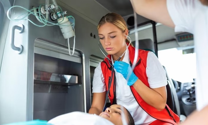 «Ползла по полу и мычала»: 13-летняя девочка из Уфы пережила сразу несколько инсультов