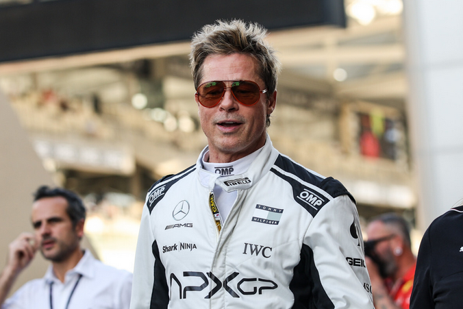 Листайте кадры.