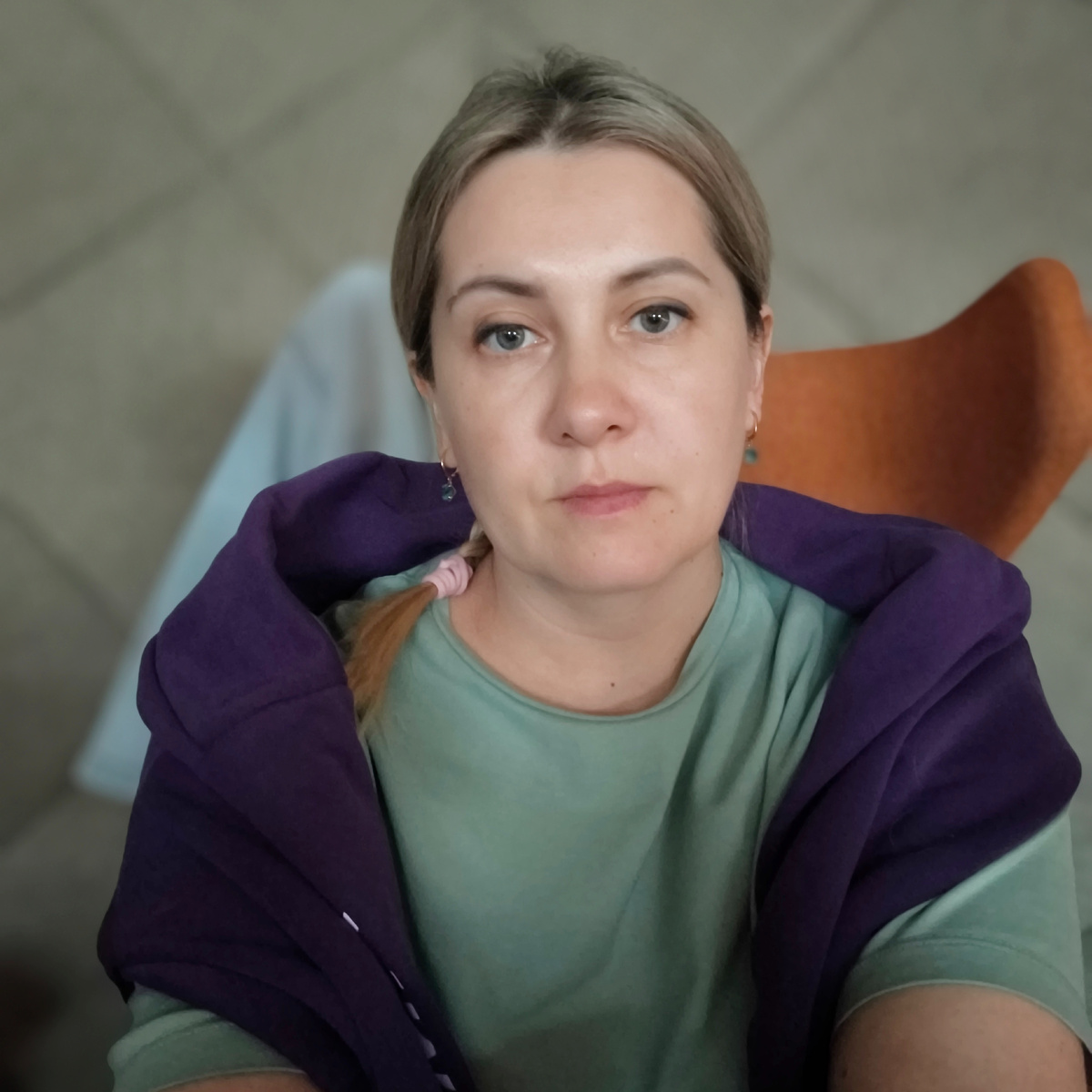 После ночного сдения в аэропорту я потерялась во времени. Очень боялась пропустить рейс.