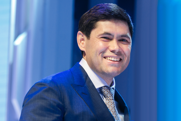    Центральной темой встречи станет новый проект ГК «Ядран», который входит в империю депутата Госсовета РТ Ирека Салихова. Как стало известно, в пригороде Бамако, столицы Мали, будет построен аффинажный завод по переработке золота.   
Фото: «БИЗНЕС Online»