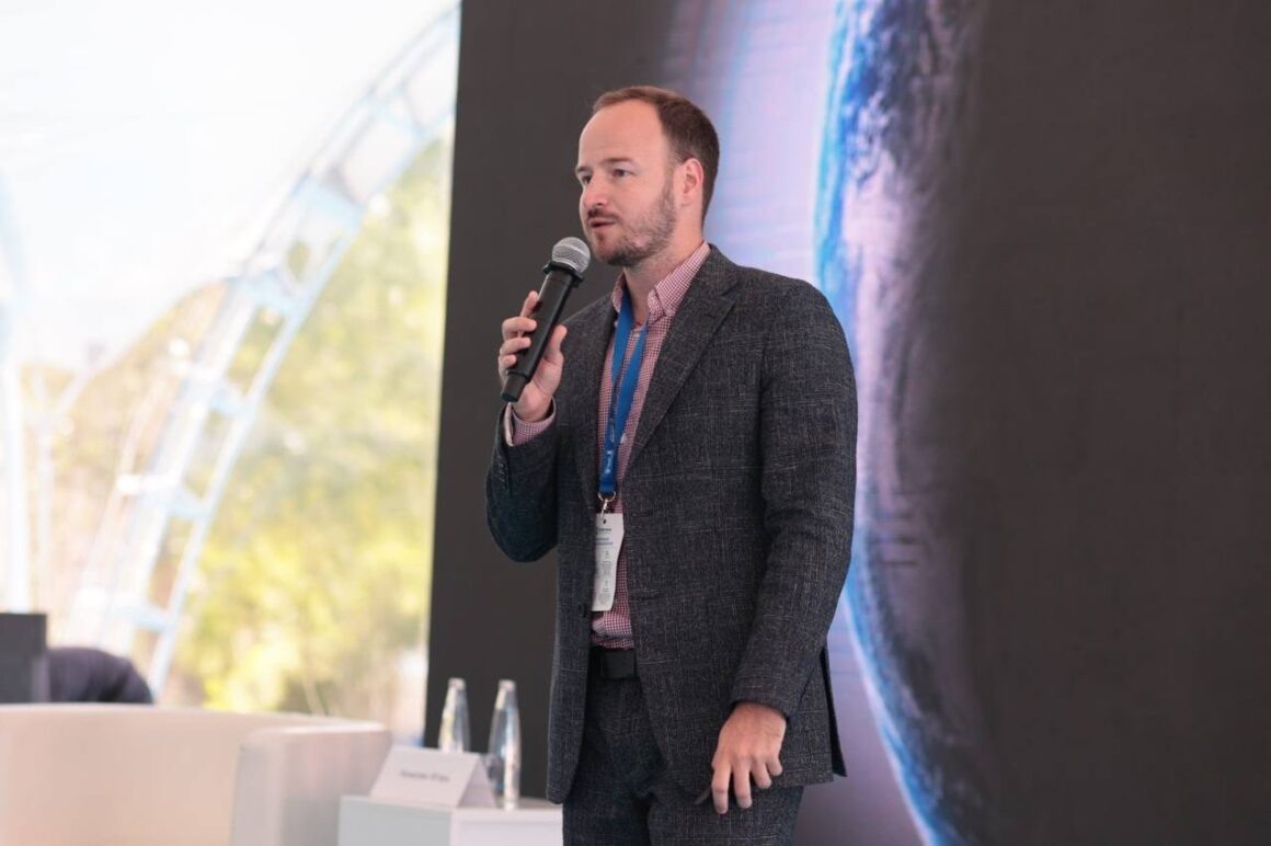    Игорь Кожелин,генеральный директор и сооснователь SR Data Freedom Strength Beauty