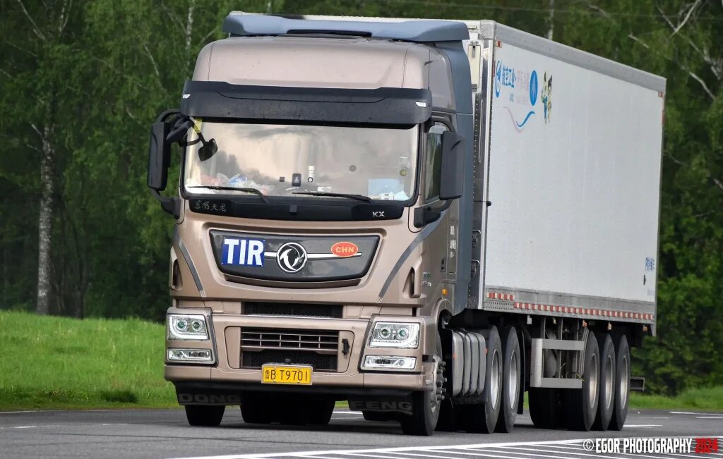 Наши камеры такие номера не воспринимают. И "Платон" им не друг!