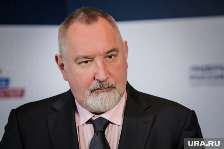 Рогозин назвал автора шутки о нем «бесталанным чмом». Фото: Роман Наумов © URA.RU