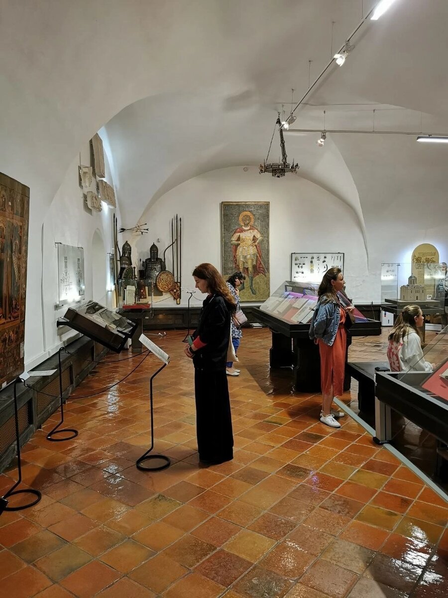 стою, читаю:)