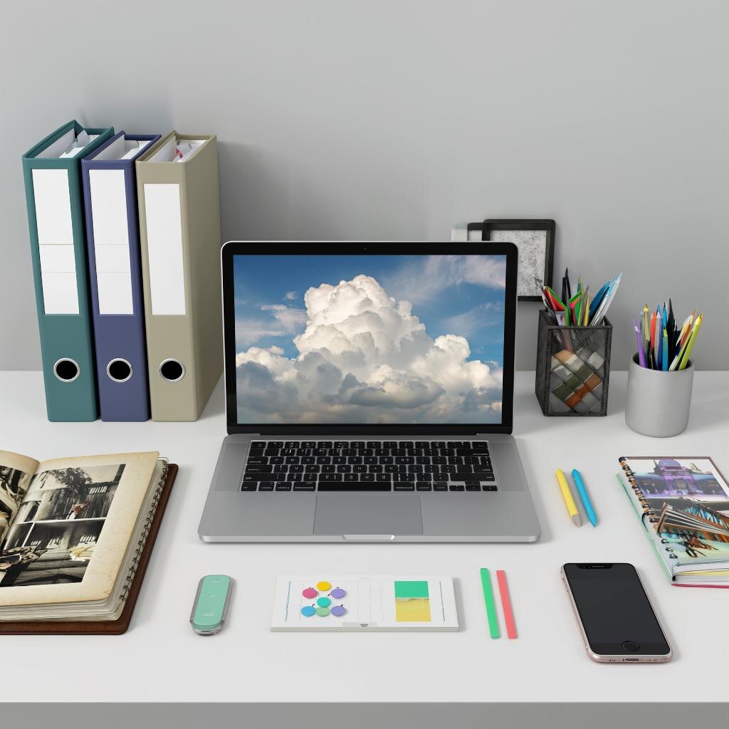 На фото разные папки - хранилище, комп, фотоальбом, бумажные носители