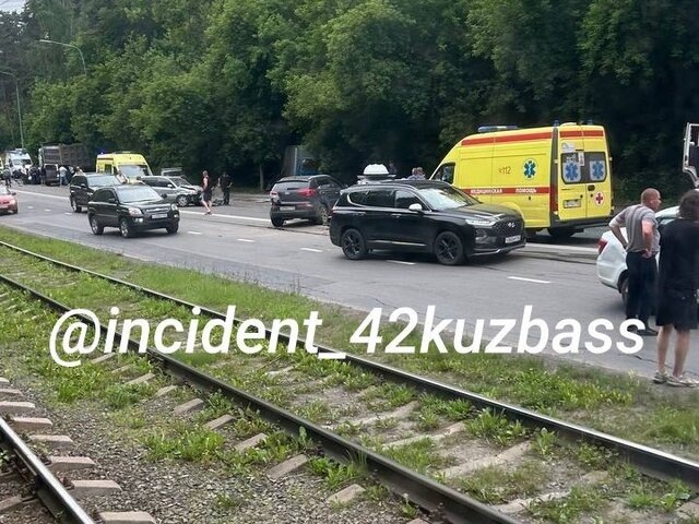    Фото: телеграм-канал "ЧП Инцидент Кузбасс (Кемерово, Новокузнецк, Белово, Ленинск-Кузнецкий)"