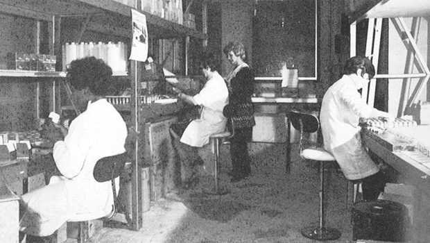 Лаборатория Maria Galland в Булонь-Биланкур, 1963 год.
Источник: maria-galland.ru
