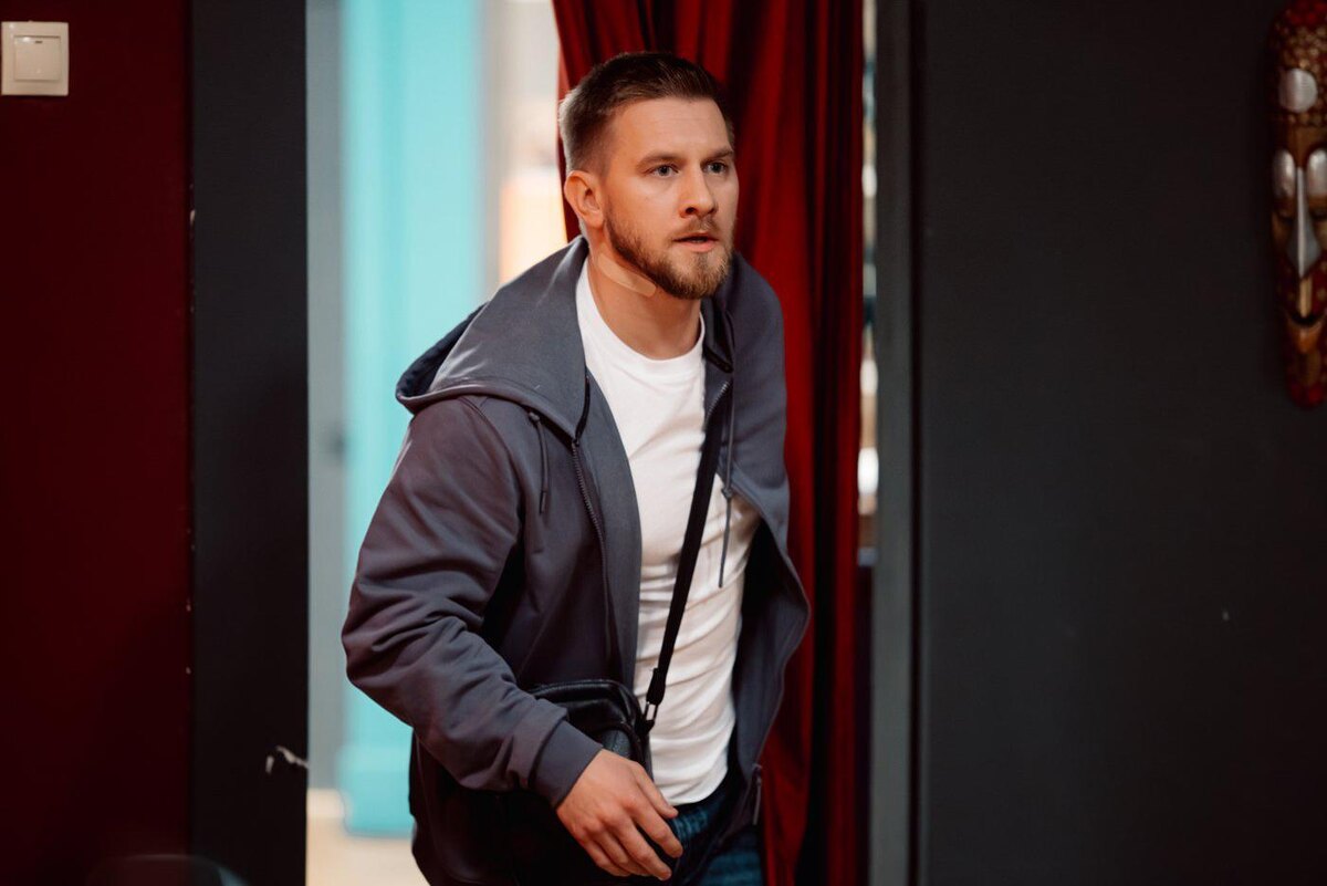 Михаил Кремер на съёмках сериала "Химкинские ведьмы". @СТС