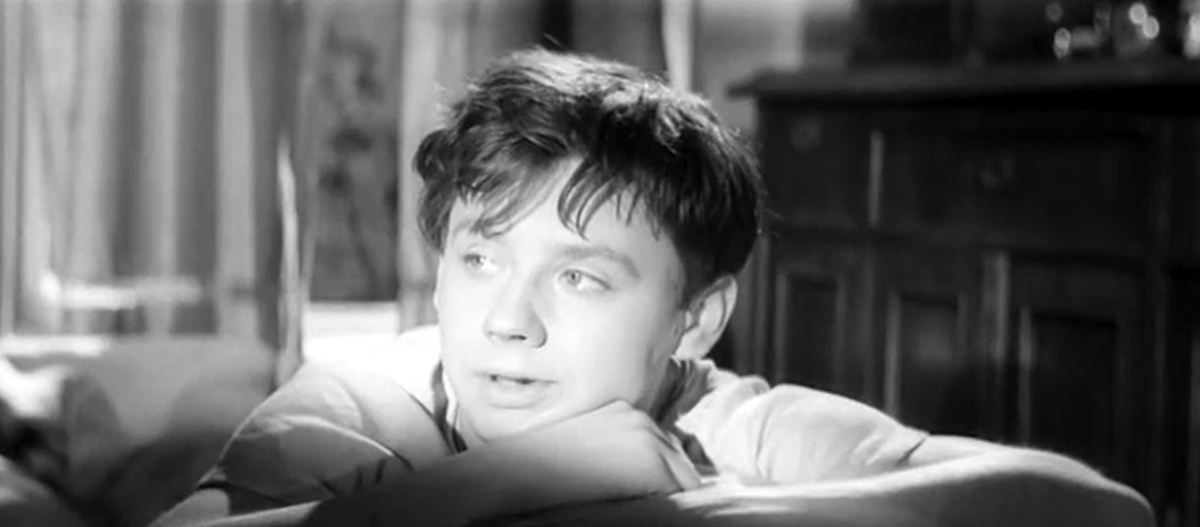 Кадр из кинофильма "Шумный день", 1960 г., режиссеры Анатолий Эфрос, Георгий Натансон, сценарист Виктор Розов, композитор Антонио Спадавеккиа (скриншот)