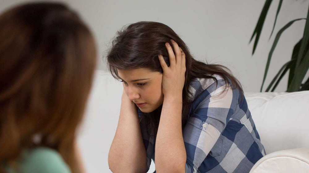    Подростки и Депрессия: Как Комментарии Стали Заводным Механизмом Страха