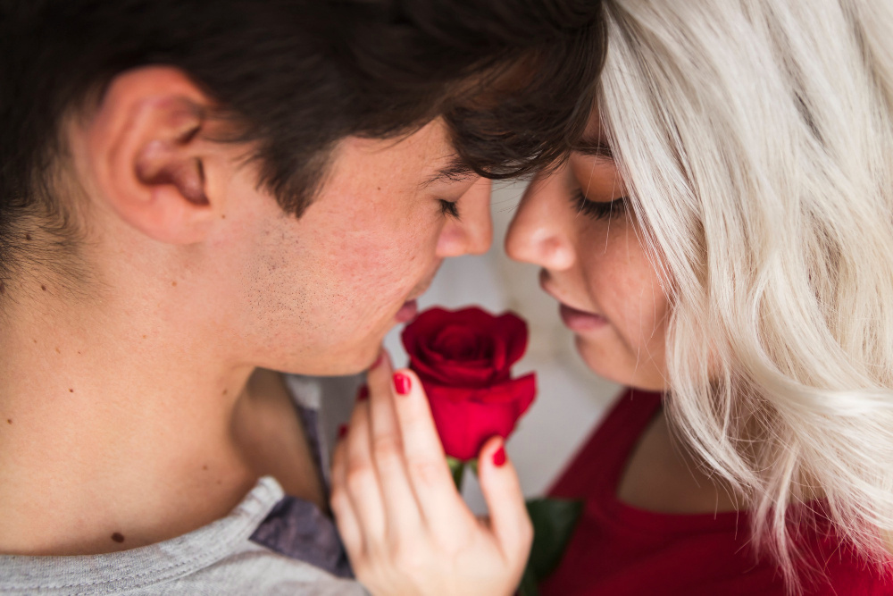 Не умею флиртовать: как научиться правильно заигрывать и выстраивать отношения