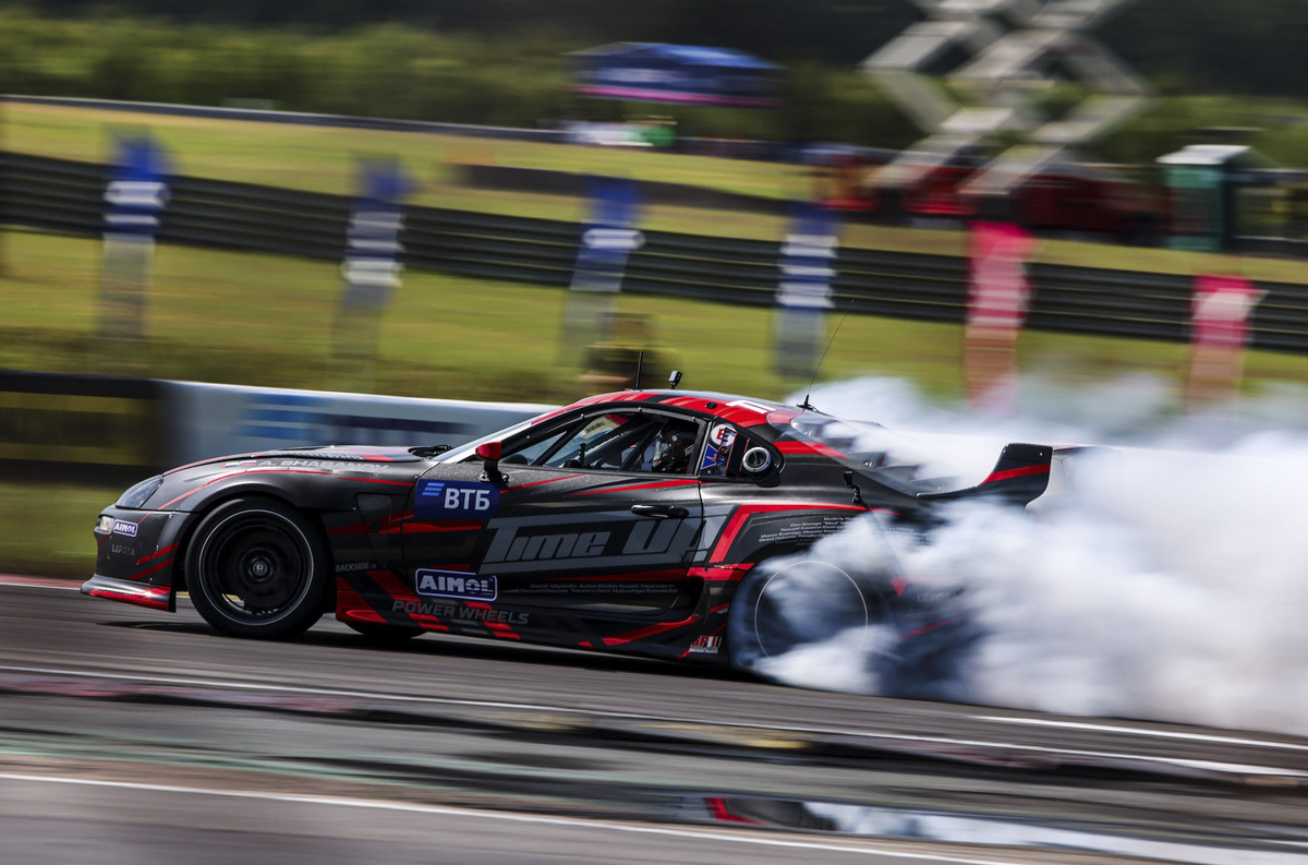    Этап в Нижнем Новгороде прошёл под диктовку действующего чемпиона турнира Артёма Шабанова. Лидер команды TimeUp, который на «Нижегородском кольце» в субботу впервые в своей карьере выиграл квалификацию RDS GP, в парных заездах не оставил своим соперникам ни единого шанса. Победа на этапе стала для спортсмена уже второй в сезоне, однако лидерство в личном зачёте это вернуть не помогло.   
RDS GP