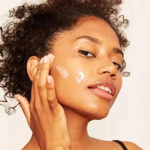 Трипептид — чудодейственный ингредиент или пустышка? Рассказываем всю правду о его пользе для кожи