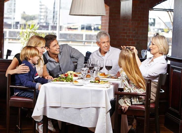 https://za.pinterest.com/pin/35-tips-for-being-healthy-at-restaurants--722757440175305564/