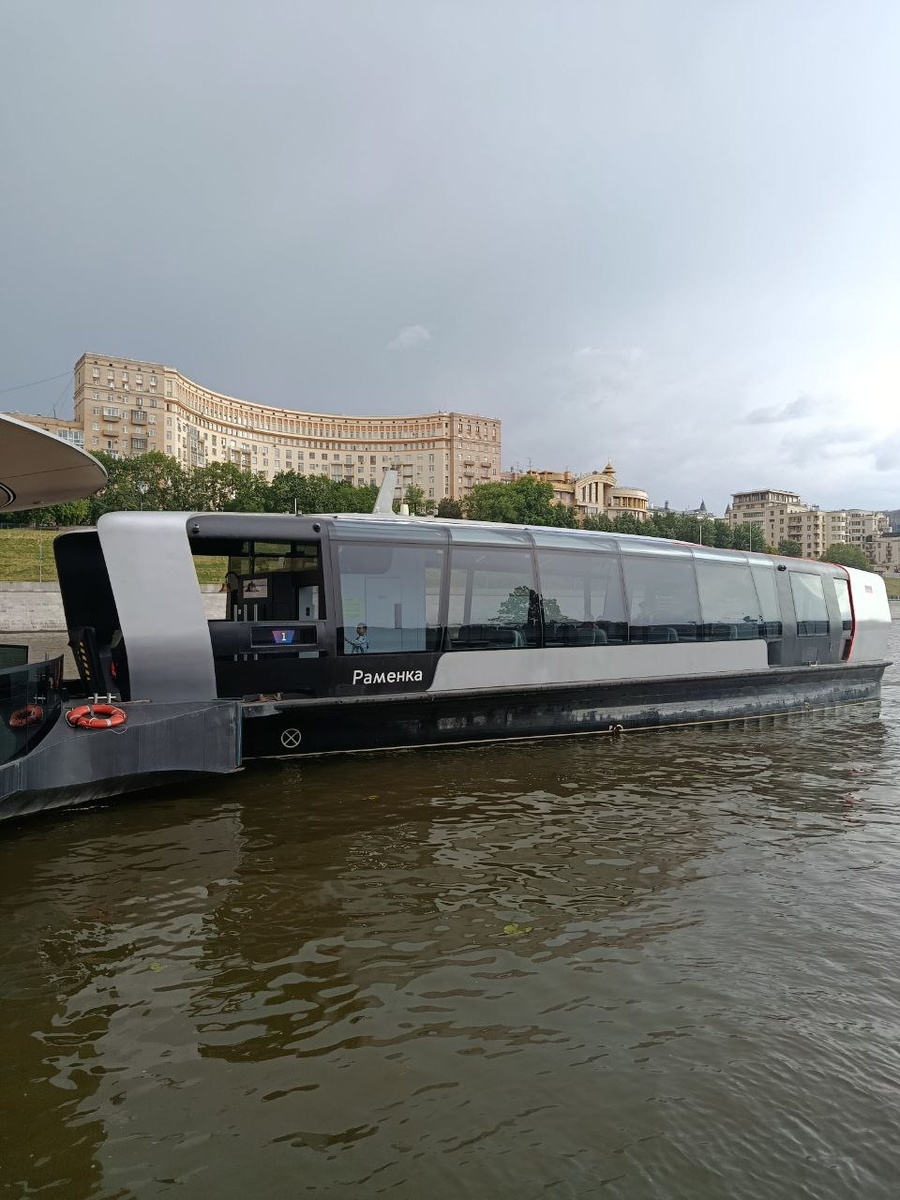 Электросудно "Раменка"