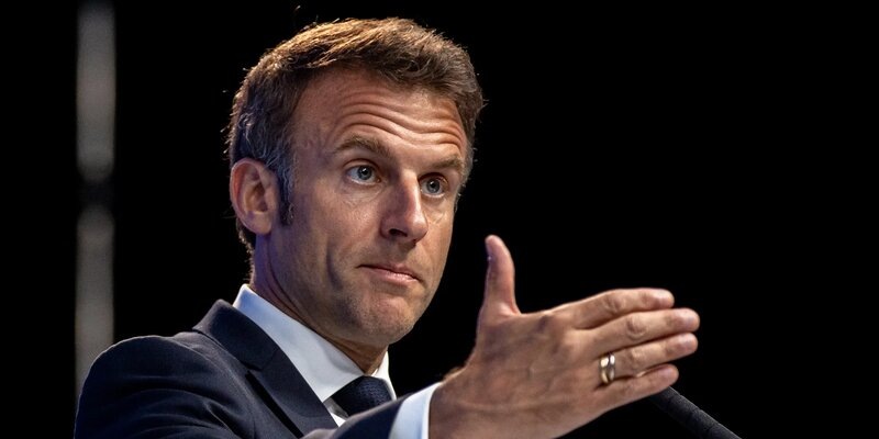    Макрон призвал Европу думать об условиях восстановления доверия с Россией