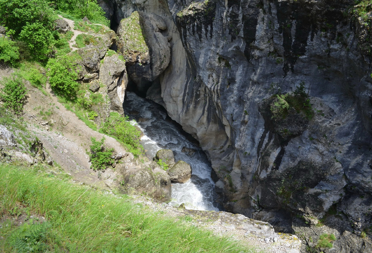 Река Фиагдон