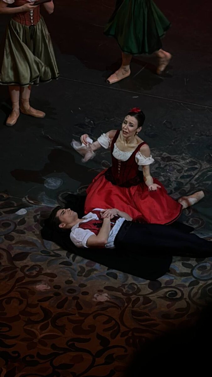 Китри — Кристина Кретова. Базиль  —  Алексей Путинцев. 