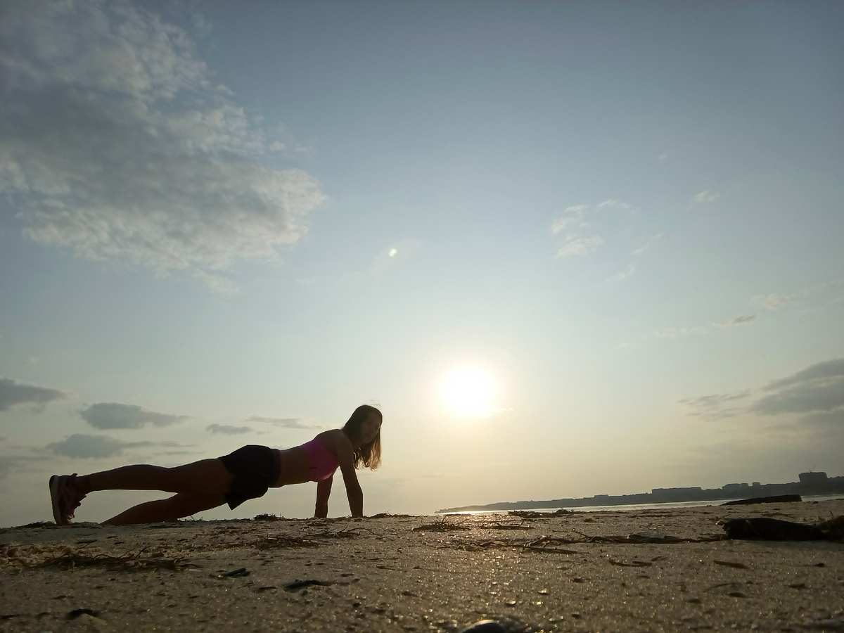 Вот чтобы сделать планку в этом необыкновенном месте, нужно ещё проявить чудеса изобретательности, чтобы до него добраться.