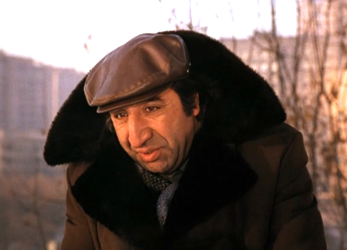 Кадр из кинофильма "Мимино", 1977 г., режиссер Георгий Данелия, сценаристы Георгий Данелия, Виктория Токарева, Реваз Габриадзе, композитор Гия Канчели (скриншот)