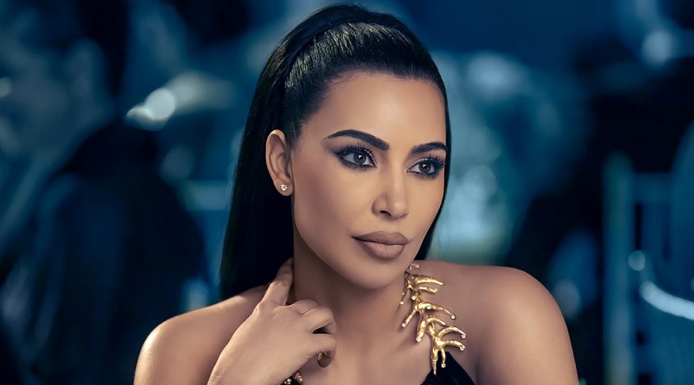     Ким Кардашьян, кадр из сериала «Американская история ужасов» (2011-н.в.)