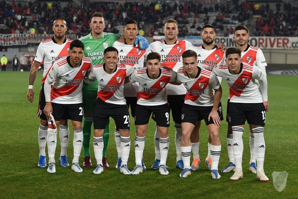 Первые в своей турнирной таблице.