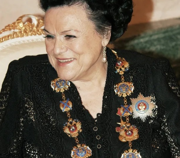 Тайны великой Зыкиной: страсти и секреты народной любимицы