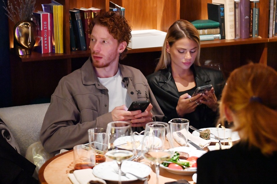    Никита Пресняков гастролирует по барам в Америке Иван МАКЕЕВ