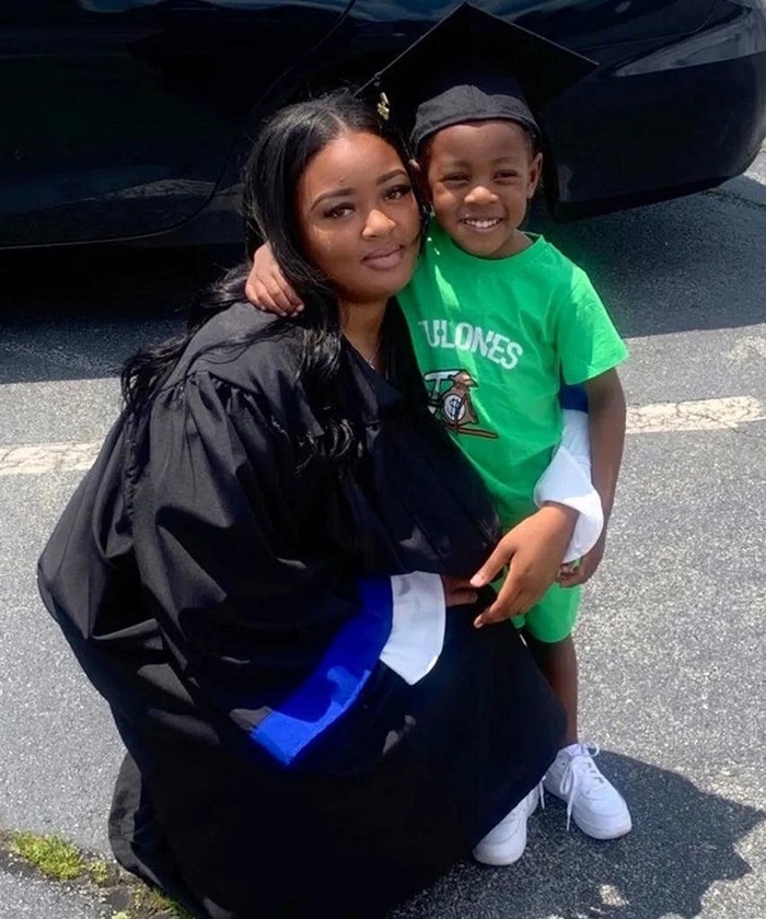 Фото Адрианы Смит