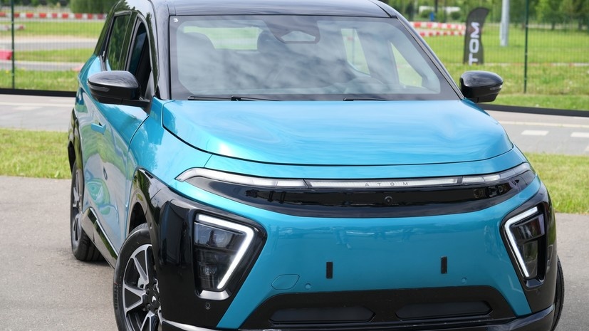     Электромобиль «Атом» / РИА Новости / Евгений Биятов