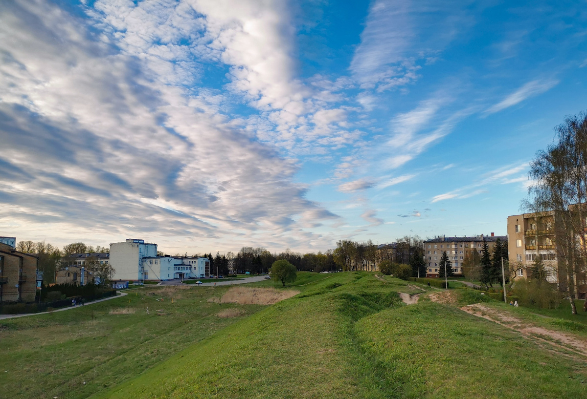 Великий Новгород, ров и вал Окольного города