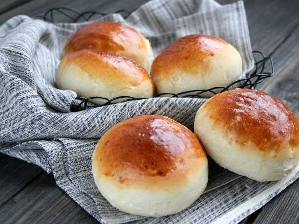 Венские булочки — ароматная классика с хрустящей корочкой