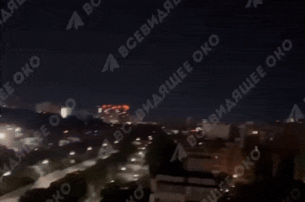    Момент удара по Киеву//Видео из ТГ-канала "Военная хроника"