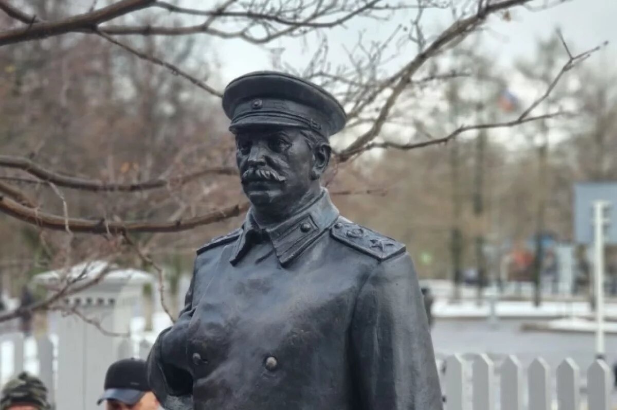    Прокуратура Вологодской области подала иск в суд из-за памятника Сталину