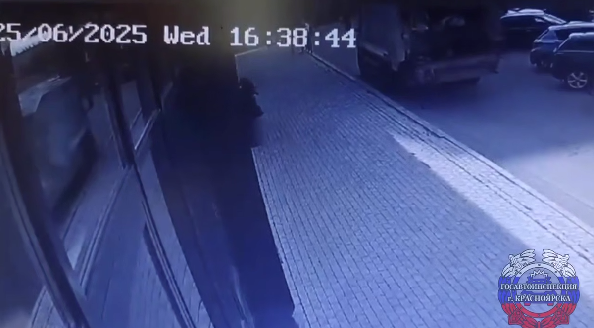     Мусоровоз насмерть переехал пенсионерку на Ладо Кецховели в Красноярске